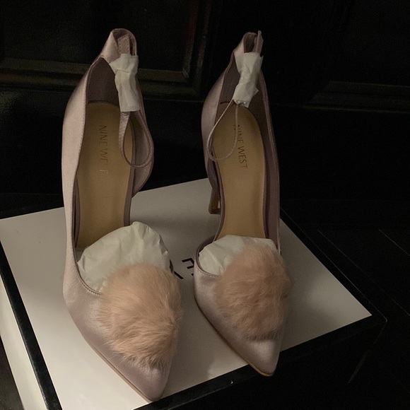 NWT Satin Pink Pumps by Nine West
